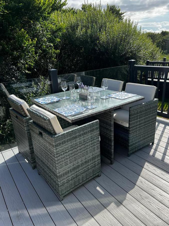 Holiday home Lowena -